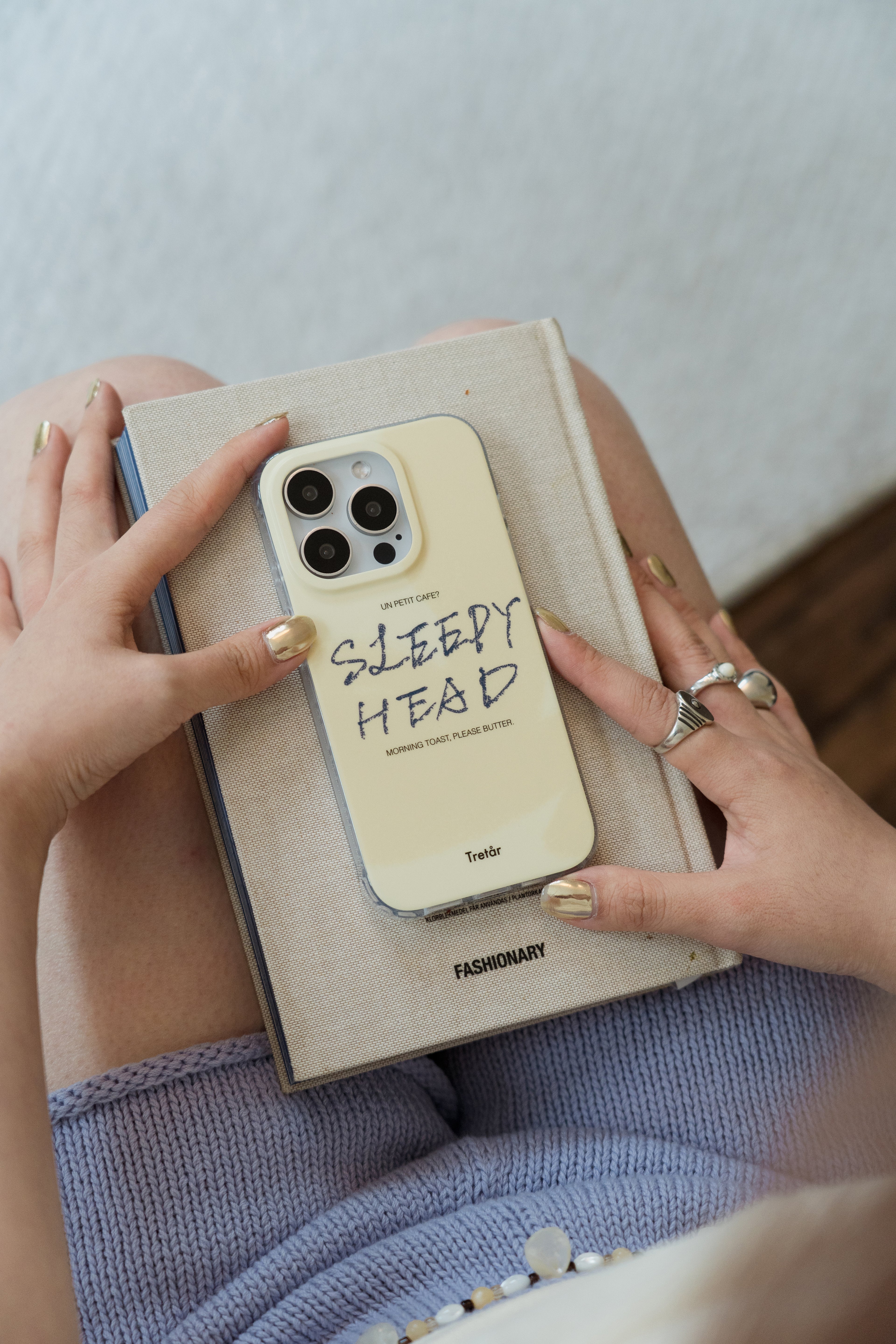 Beige Sleepy Head Magnetic Phone Case