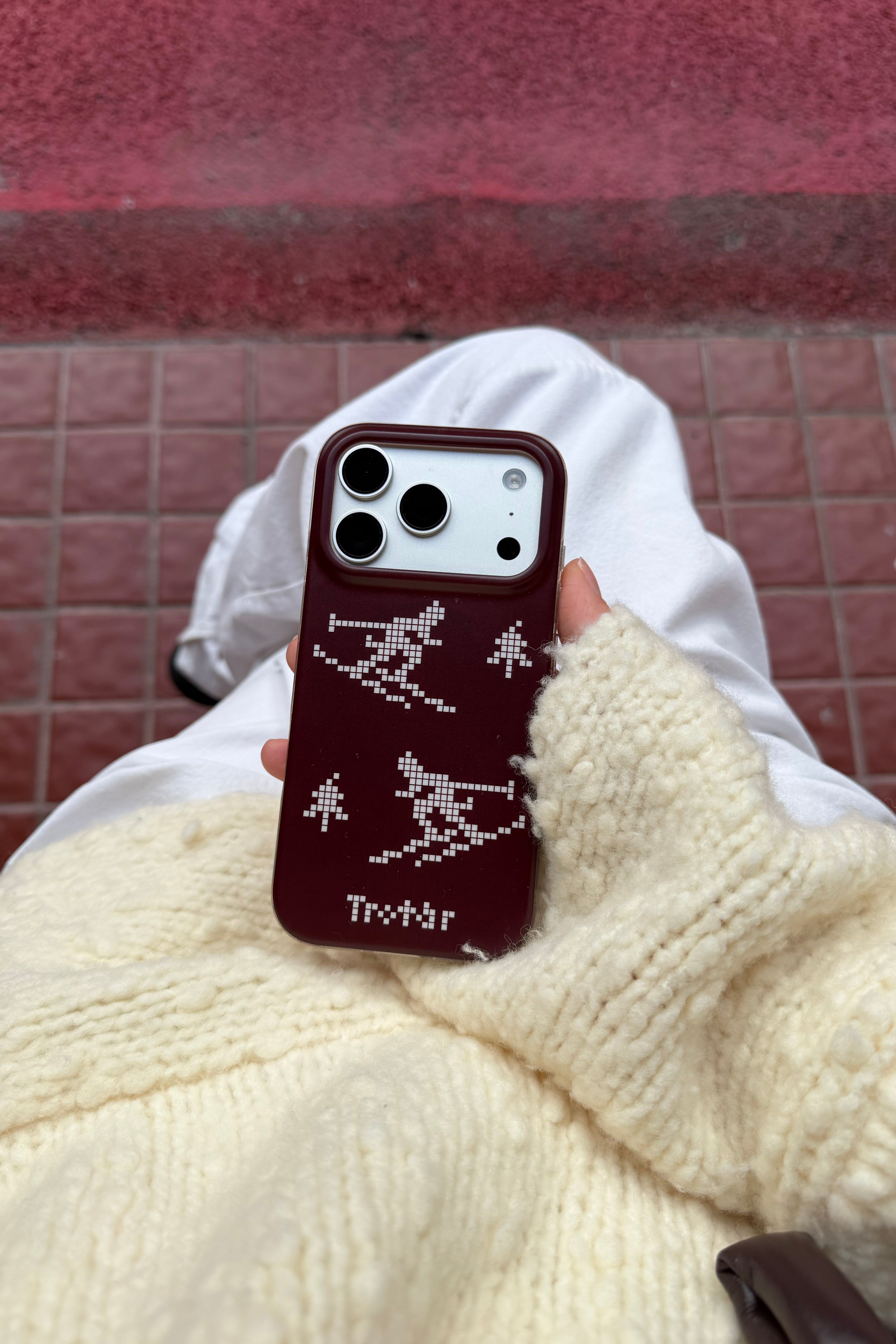 Trace of Giving Magnetic Phone Case