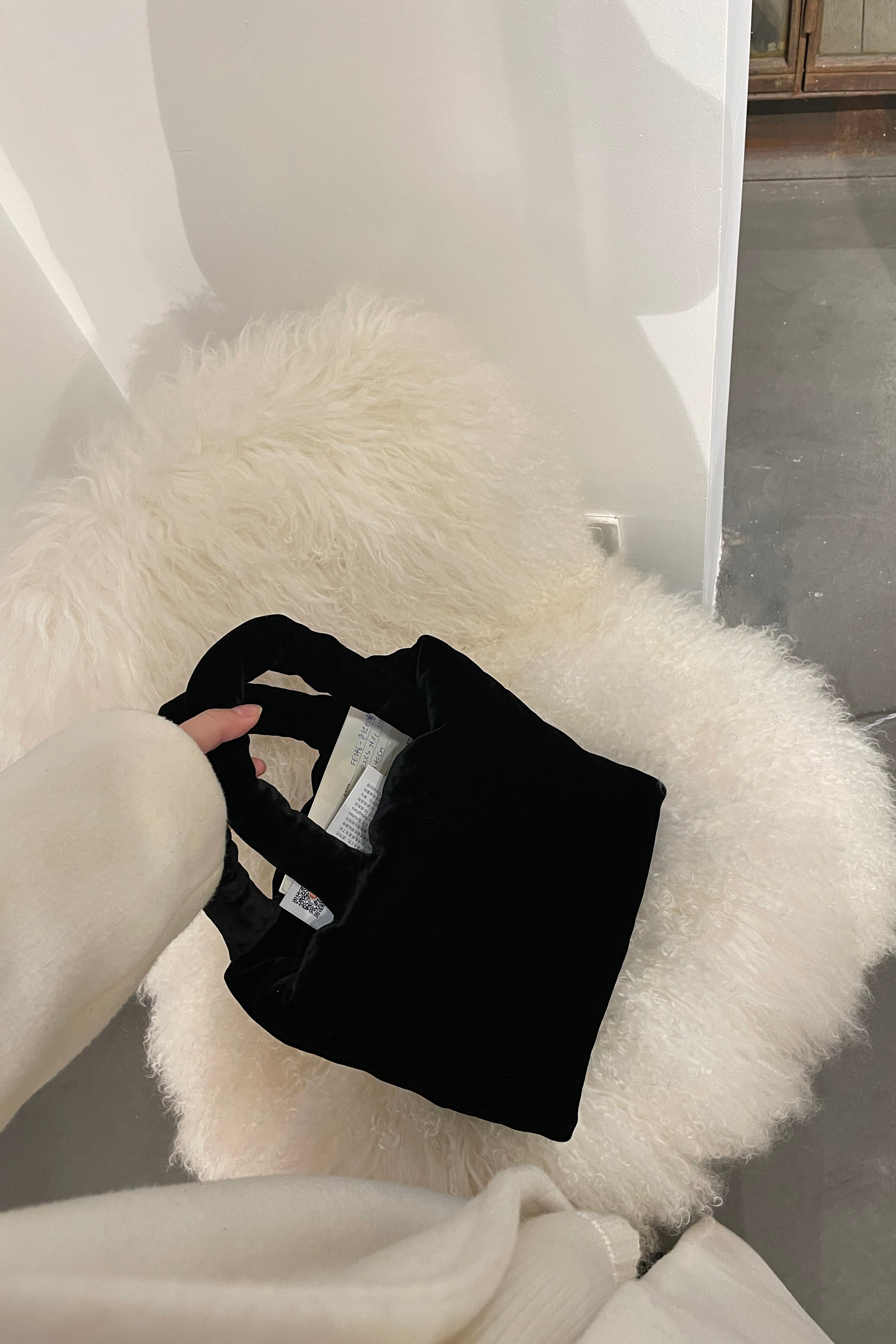 Black Cream Puff Bag