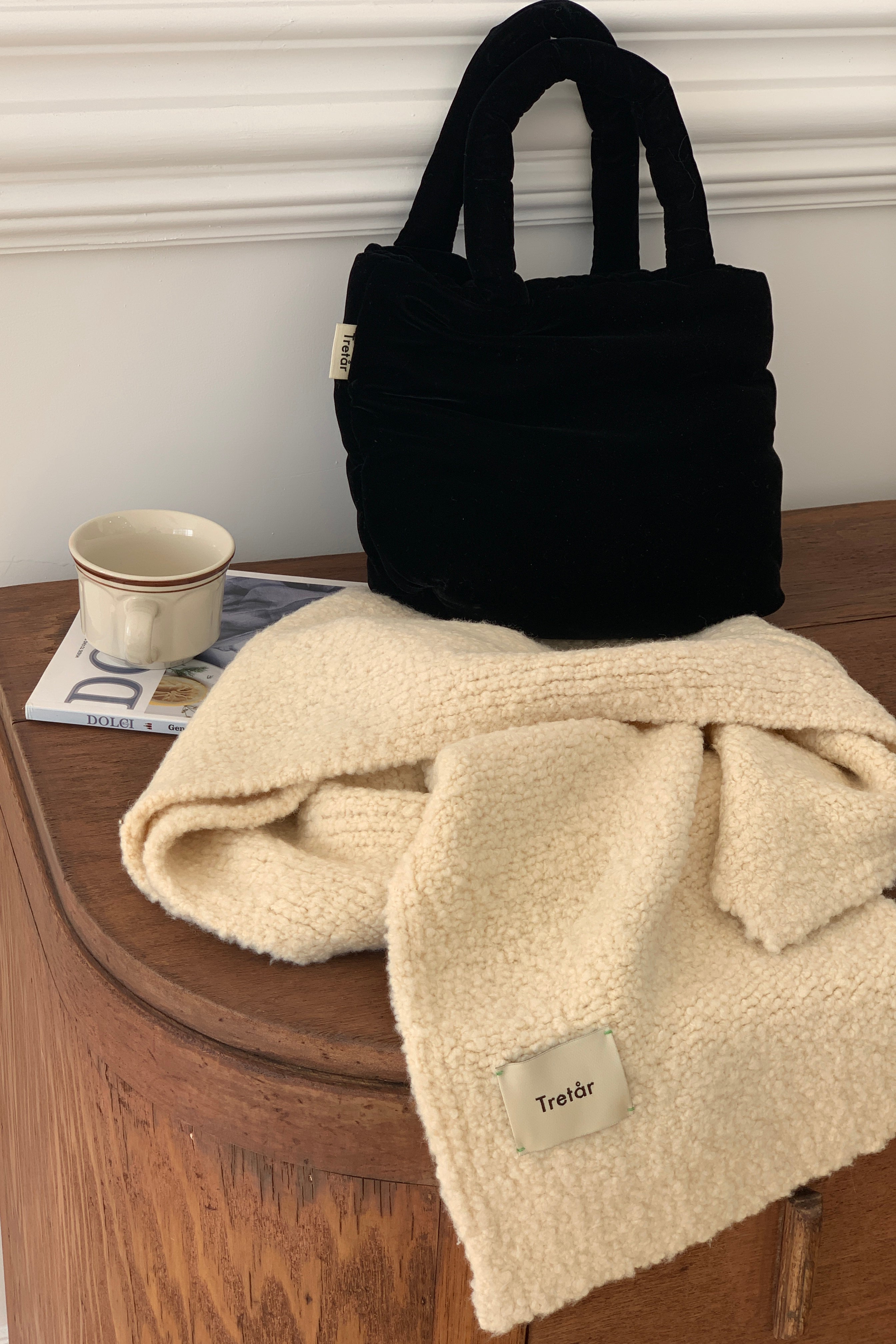 Black Cream Puff Bag