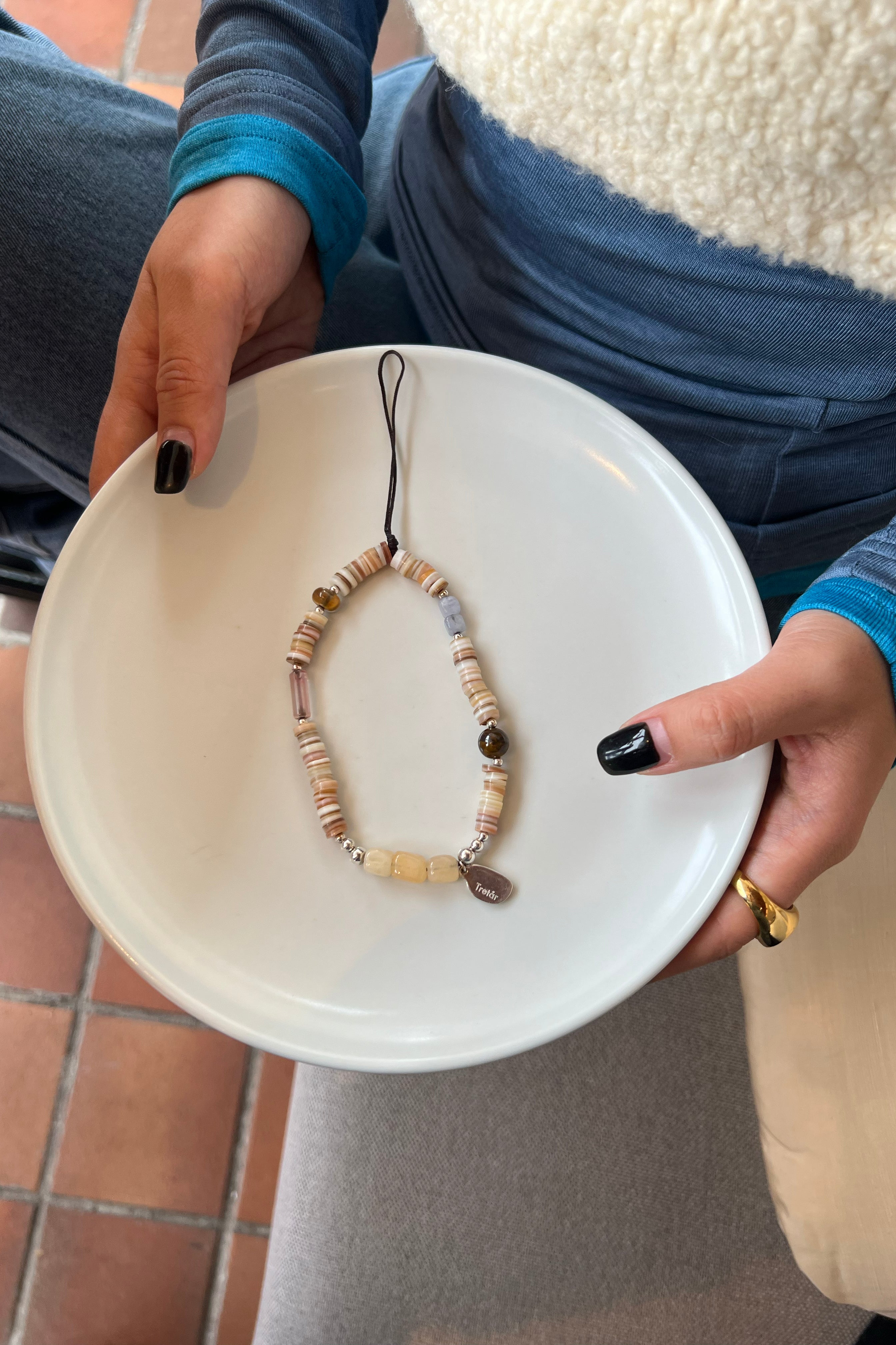White Vine Vanilla Phone Charm