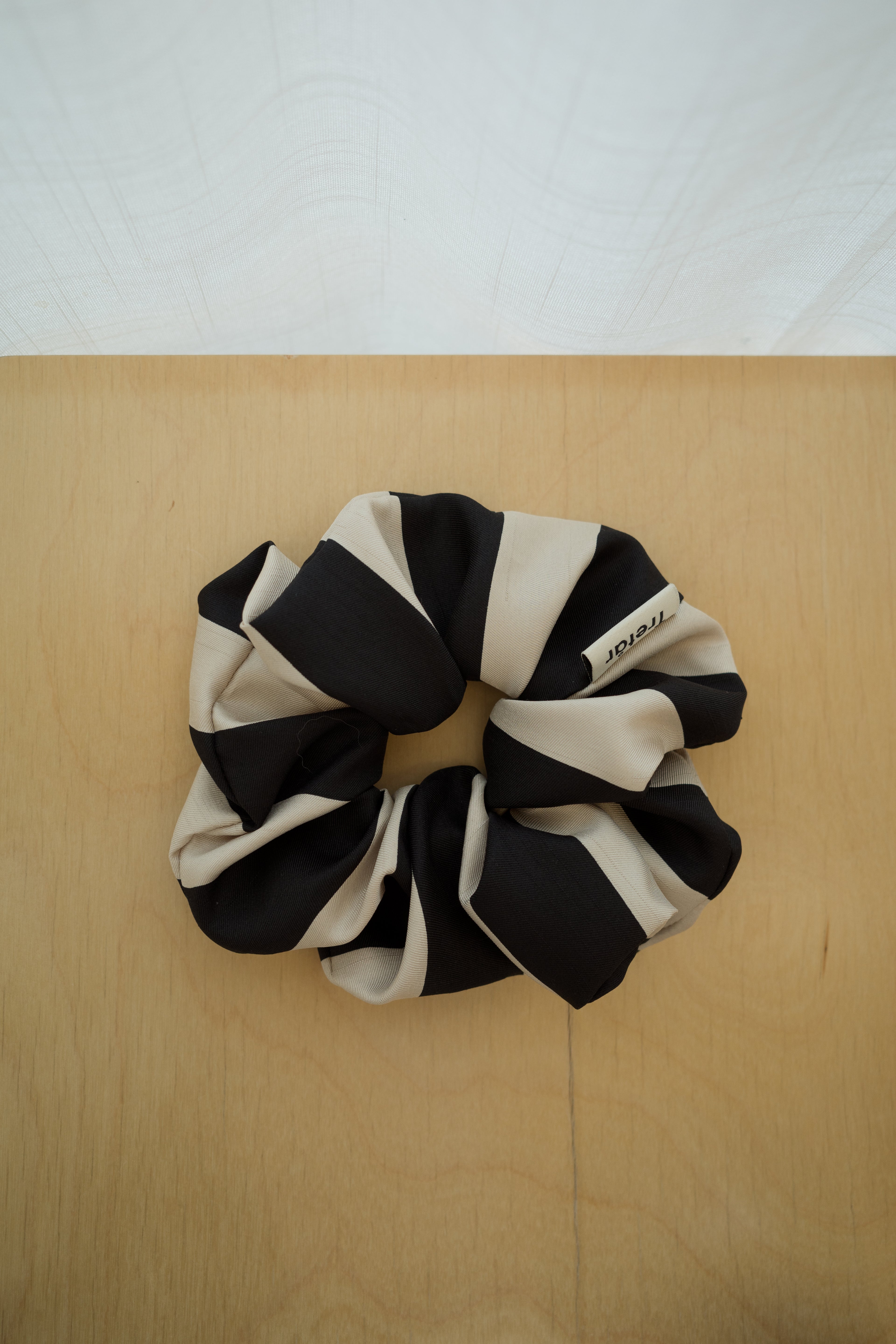 Mousse Time Scrunchie