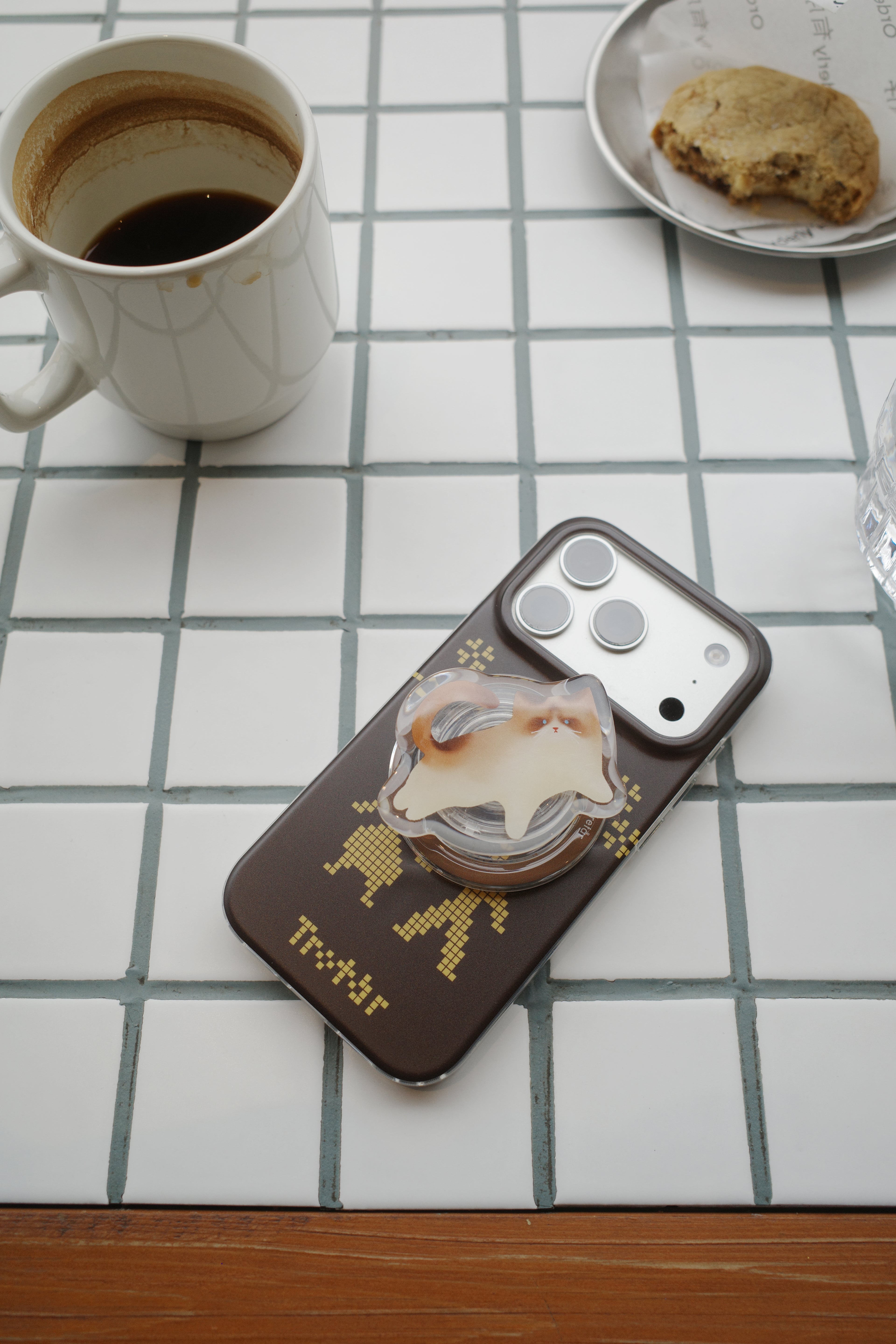 Fireside Ball Magnetic Phone Case