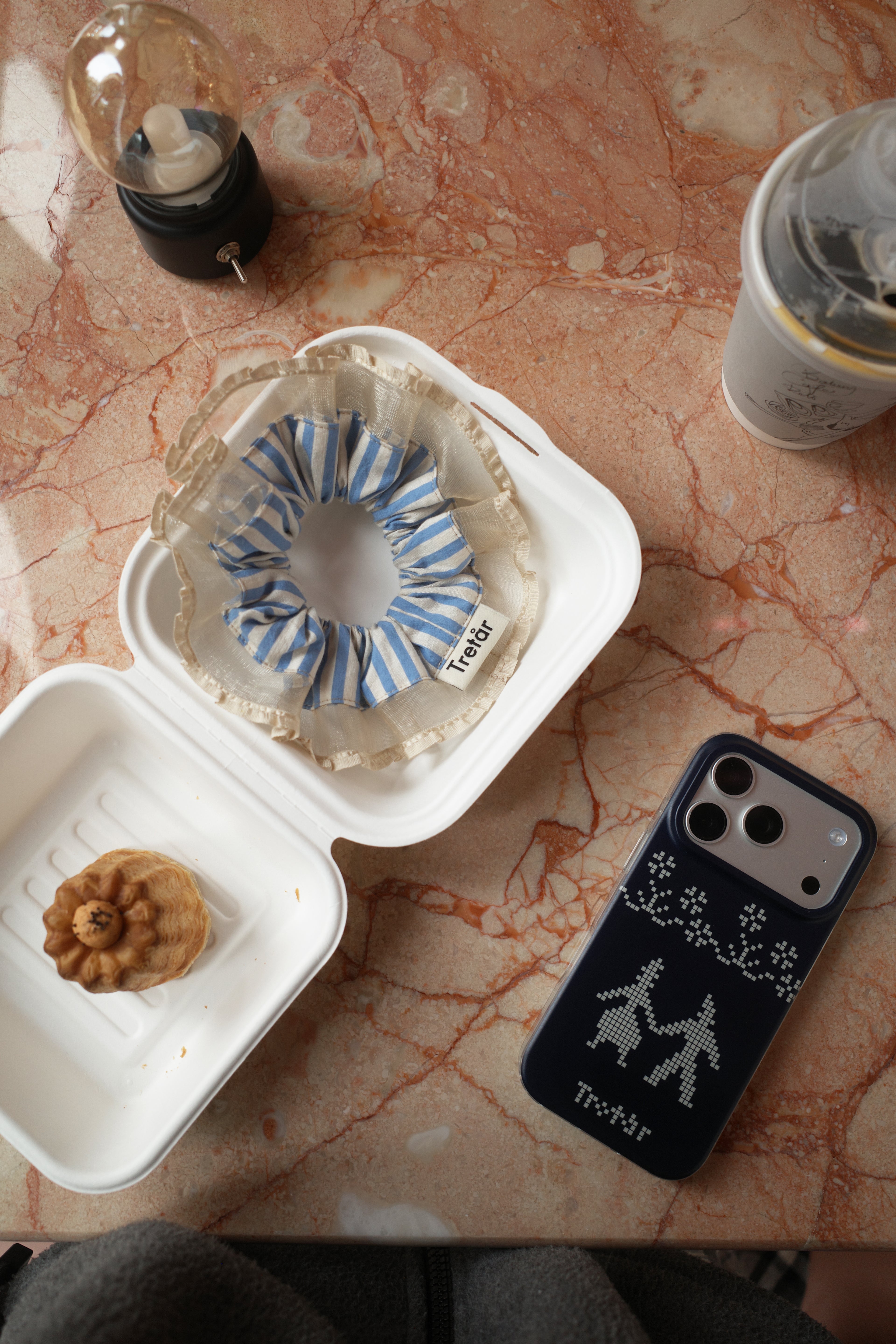Snow Window Waltz Magnetic Phone Case
